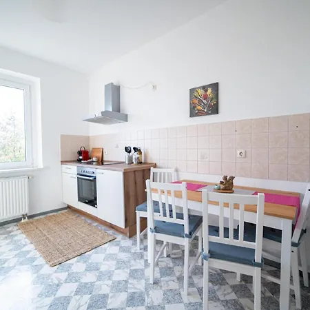 Fullhouse - Zwickau - R85 Apartments - Parking - 3 Beds - Nespresso Exterior photo