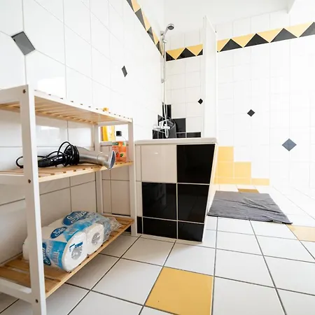 Fullhouse - Zwickau - R85 Apartments - Parking - 3 Beds - Nespresso Exterior photo