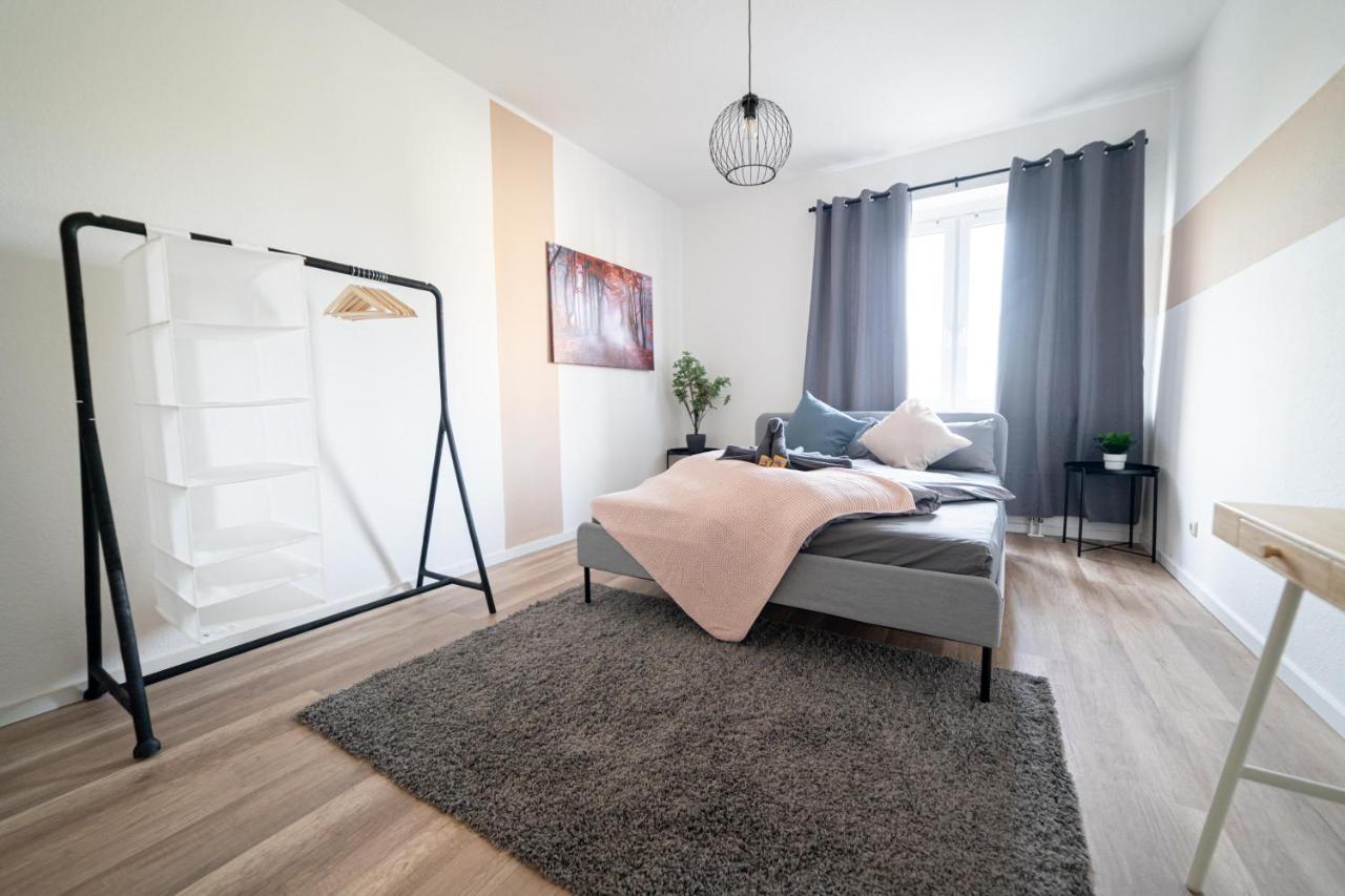 Fullhouse - - R85 - Parking - 3 Beds - Nespresso Apartment *